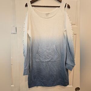 Venus Ombre Lace-Up Sleeve Tunic Sweatshirt - White to Light Blue